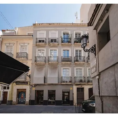Charming Flat At Historic Centre & Short Walk To Apartamento *