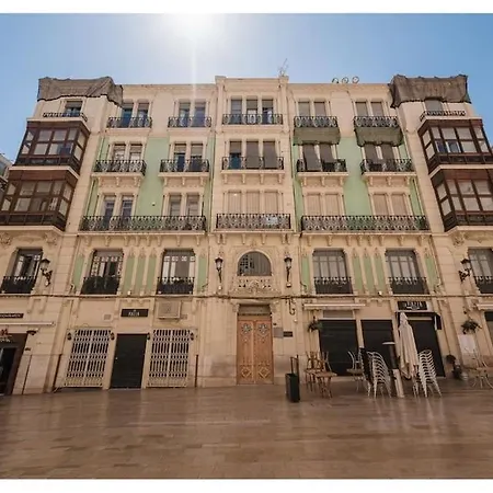 Charming Flat At Historic Centre & Short Walk To Alicante