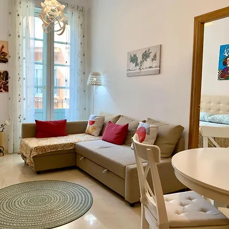 Charming Flat At Historic Centre & Short Walk To * Alicante